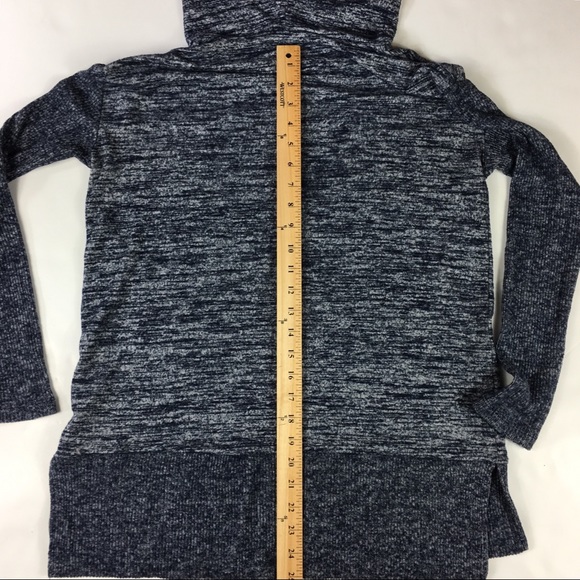 Gap Funnel Neck  French terry top size small - Picture 5 of 5